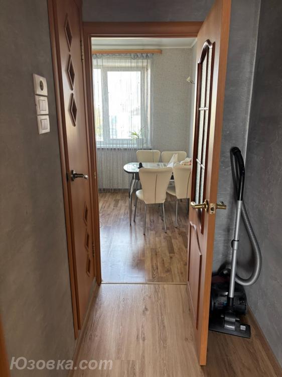 2-комн. квартира, 45м², с мебелью, 3/9 эт., ДОНЕЦК