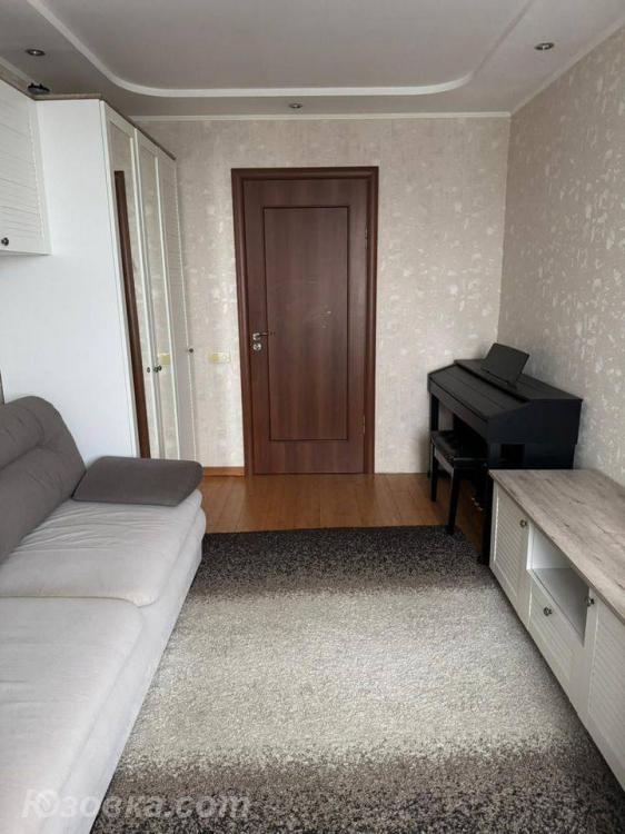 2-комн. квартира, 54м², с мебелью, 3/9 эт., ДОНЕЦК