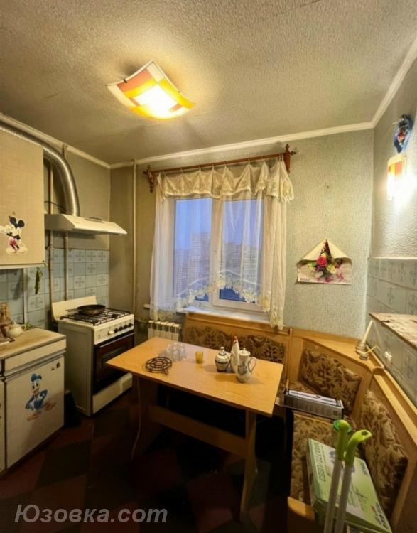 3-комн. квартира, 65 м², вторичка, 7/9 эт., Макеевка