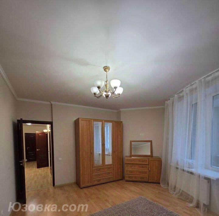 3-комн. квартира, 90м², с мебелью, 6/10 эт., ДОНЕЦК