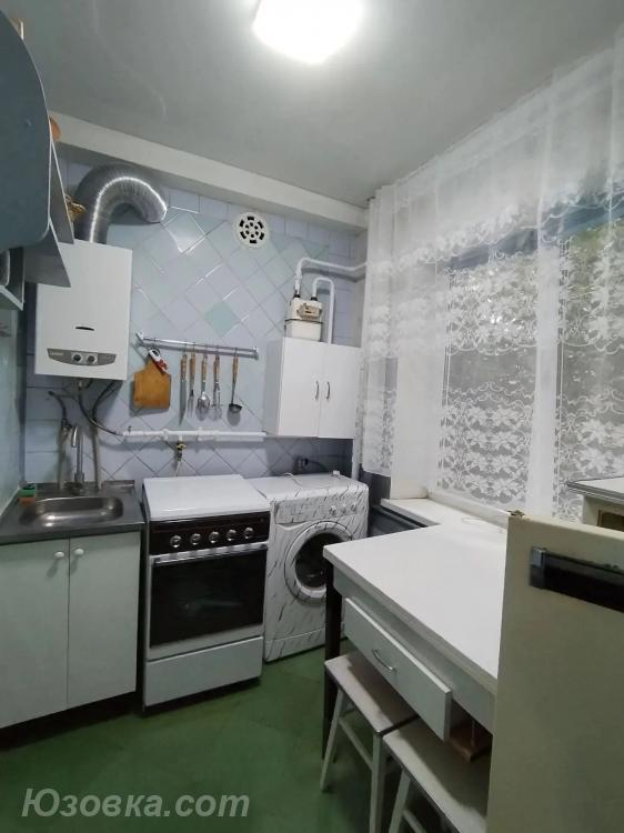 3-комн. квартира, 65м², с мебелью, 2/5 эт., ДОНЕЦК