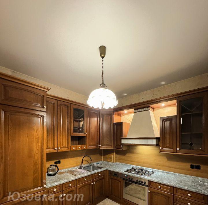 3-комн. квартира, 55м², с мебелью, 3/9 эт., ДОНЕЦК