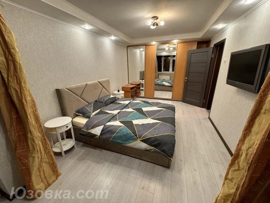 1-комн. квартира, 36м², с мебелью, 4/5 эт., ДОНЕЦК