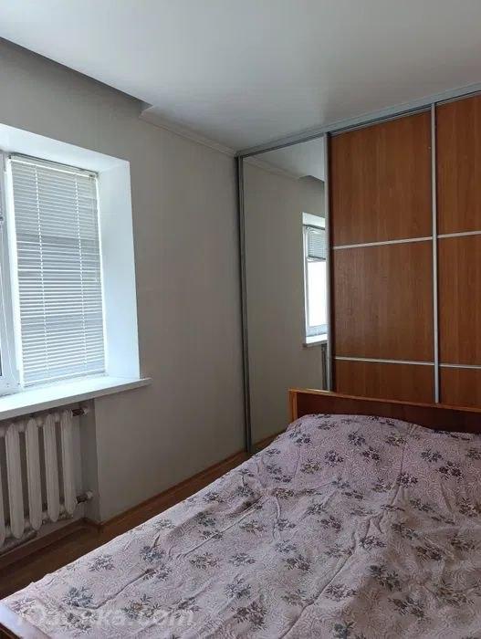 2-комн. квартира, 50м², с мебелью, 2/9 эт., ДОНЕЦК