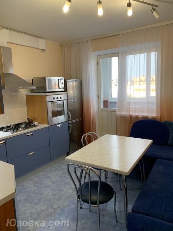 2-комн. квартира, 46м², с мебелью, 7/9 эт., ДОНЕЦК