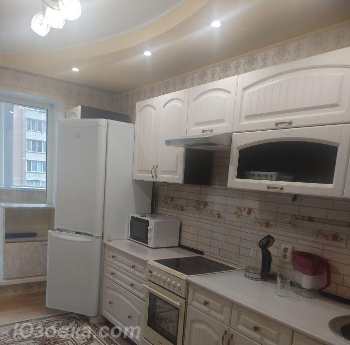 2-комн. квартира, 52м², с мебелью, 3/11 эт., ДОНЕЦК