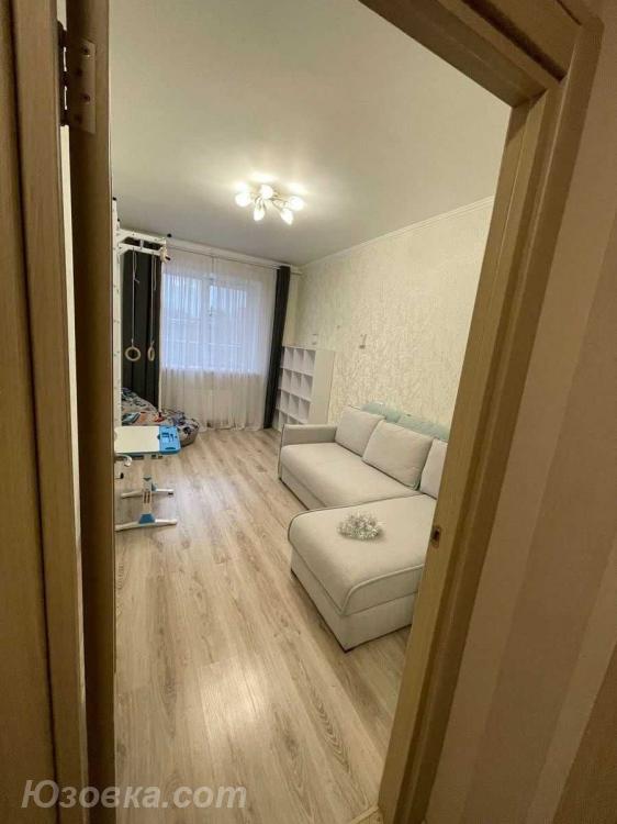 1-комн. квартира, 40м², с мебелью, 4/5 эт.