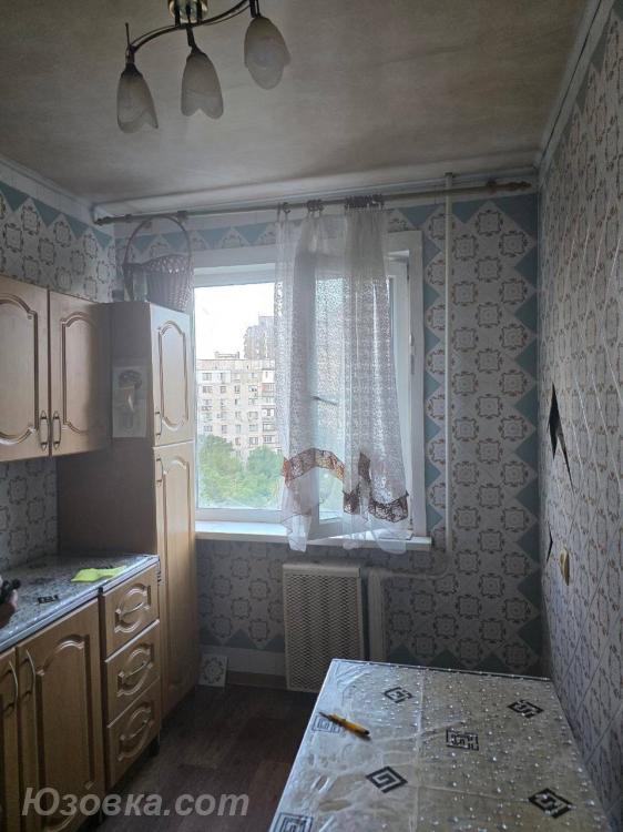 2-комн. квартира, 50 м², вторичка, 8/9 эт., ДОНЕЦК