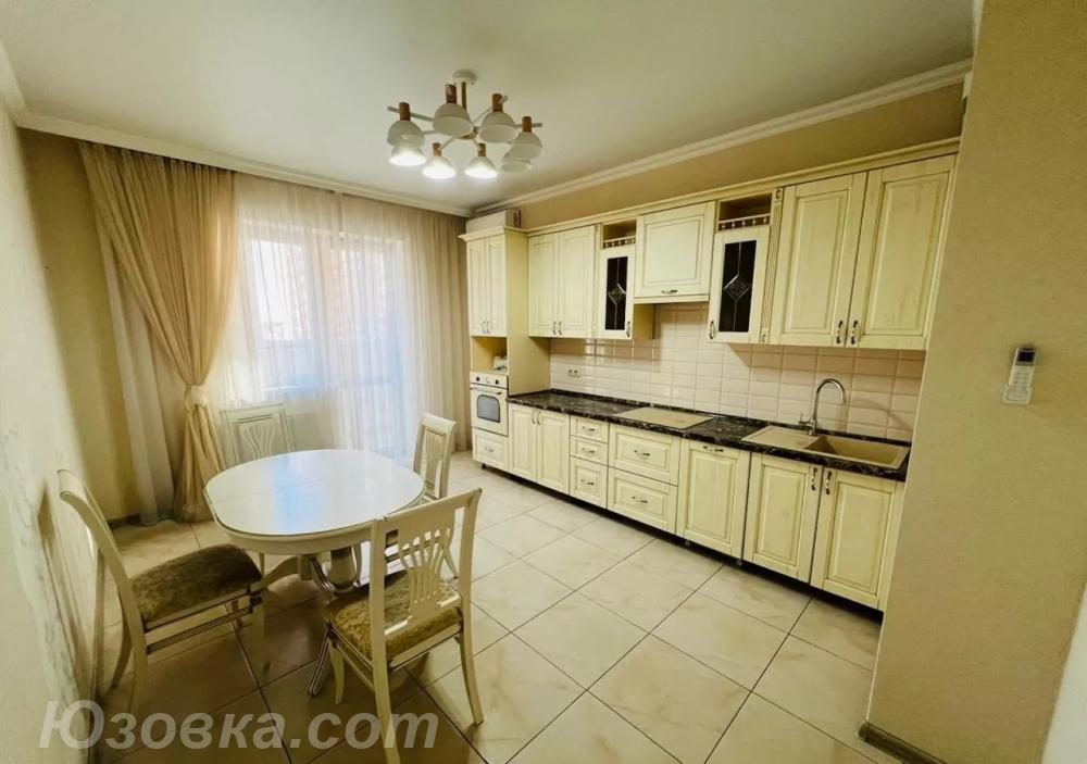 2-комн. квартира, 55м², с мебелью, 2/5 эт., ДОНЕЦК