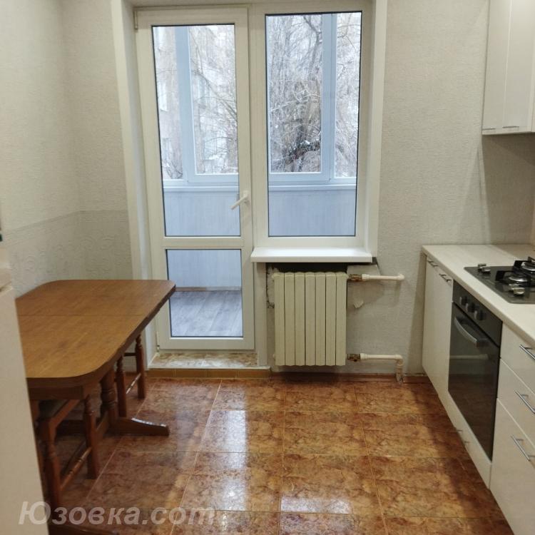 3-комн. квартира, 70 м², вторичка, 3/9 эт., ДОНЕЦК