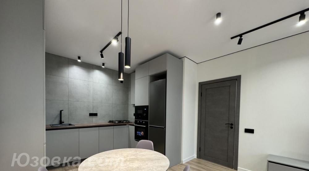 2-комн. квартира, 51м², с мебелью, 4/10 эт.