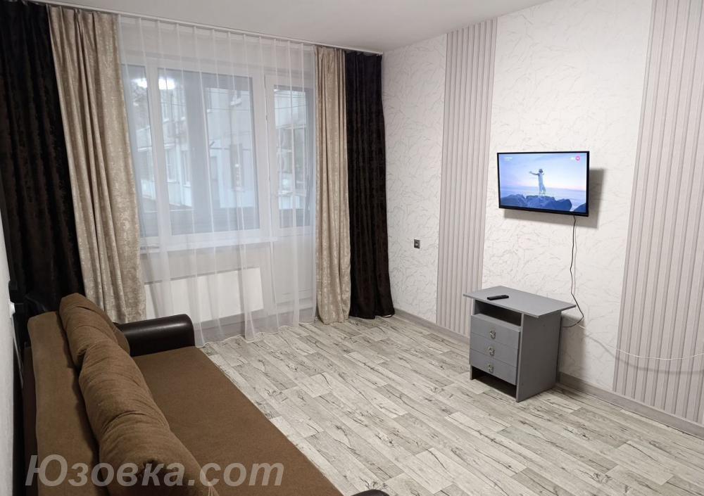 2-комн. квартира, 46м², с мебелью, 1/9 эт., ДОНЕЦК