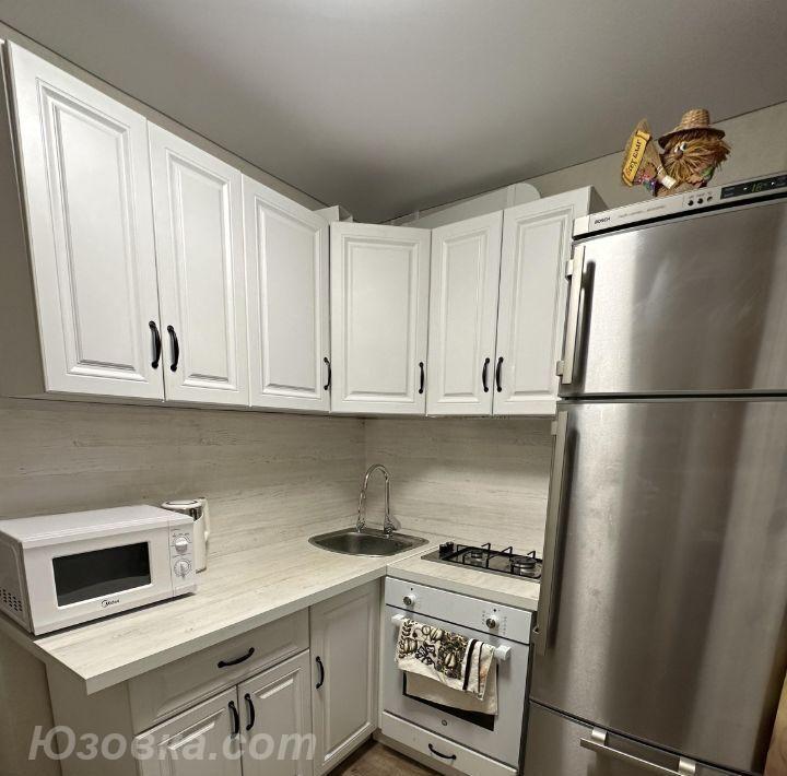 2-комн. квартира, 44м², с мебелью, 1/5 эт., ДОНЕЦК