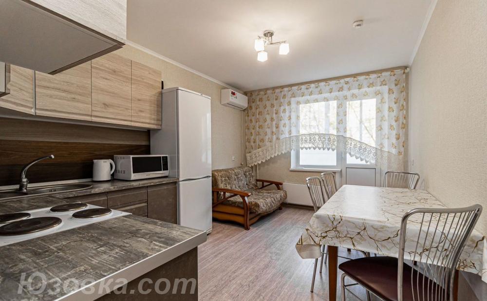 2-комн. квартира, 62м², с мебелью, 4/9 эт., ДОНЕЦК