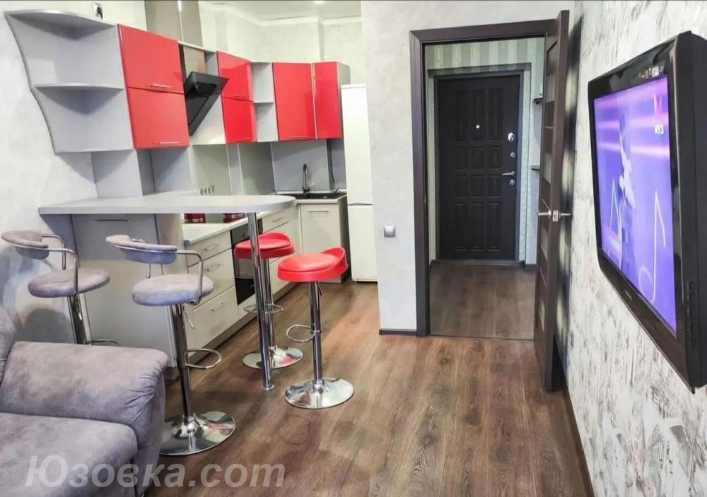 2-комн. квартира, 44м², с мебелью, 7/9 эт., ДОНЕЦК