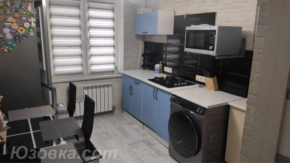 2-комн. квартира, 44м², с мебелью, 2/5 эт., ДОНЕЦК