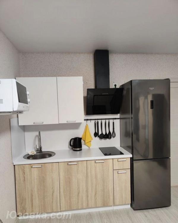студия квартира, 27м², с мебелью, 10/18 эт., ДОНЕЦК