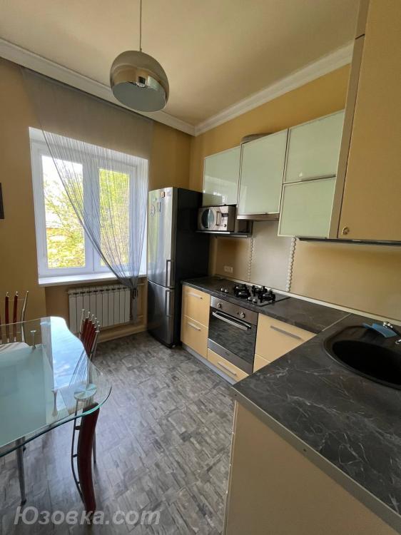2-комн. квартира, 45м², с мебелью, 2/5 эт., ДОНЕЦК