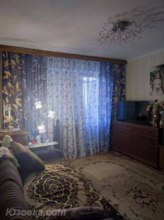 2-комн. квартира, 49 м², вторичка, 8/10 эт., ДОНЕЦК
