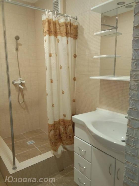 2-комн. квартира, 67м², с мебелью, 2/9 эт., ДОНЕЦК