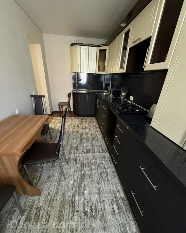 2-комн. квартира, 54м², с мебелью, 3/5 эт., ДОНЕЦК