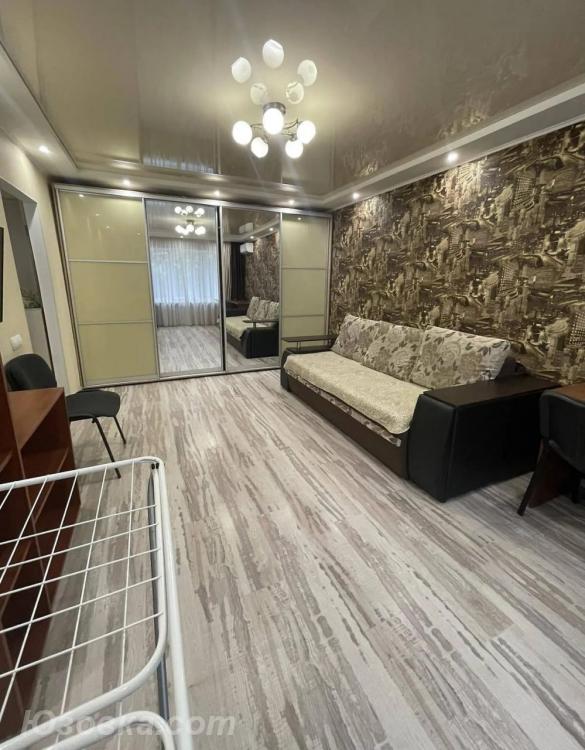 1-комн. квартира, 38м², с мебелью, 2/9 эт., ДОНЕЦК