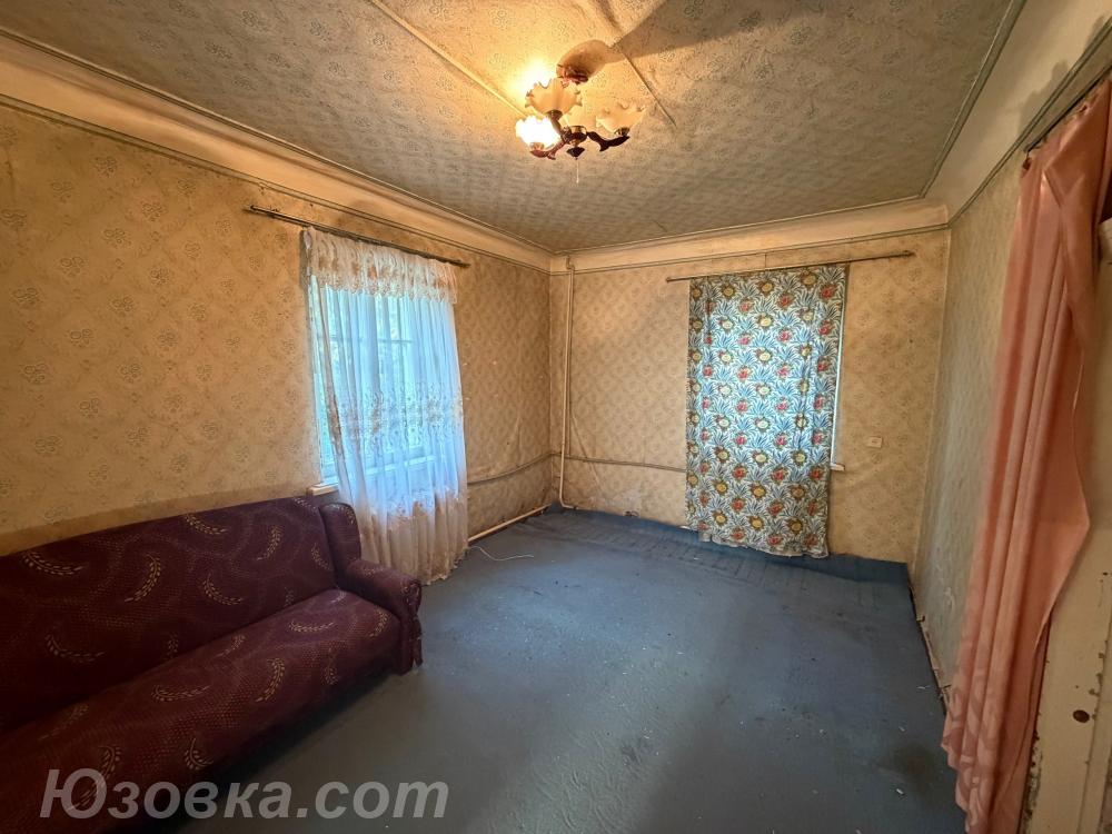 2-комн. квартира, 42 м², вторичка, 1/2 эт.