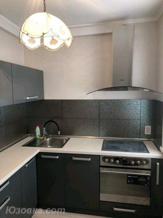 1-комн. квартира, 37м², с мебелью, 3/9 эт., ДОНЕЦК