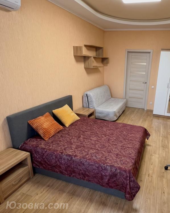 1-комн. квартира, 49м², с мебелью, 1/1 эт., ДОНЕЦК