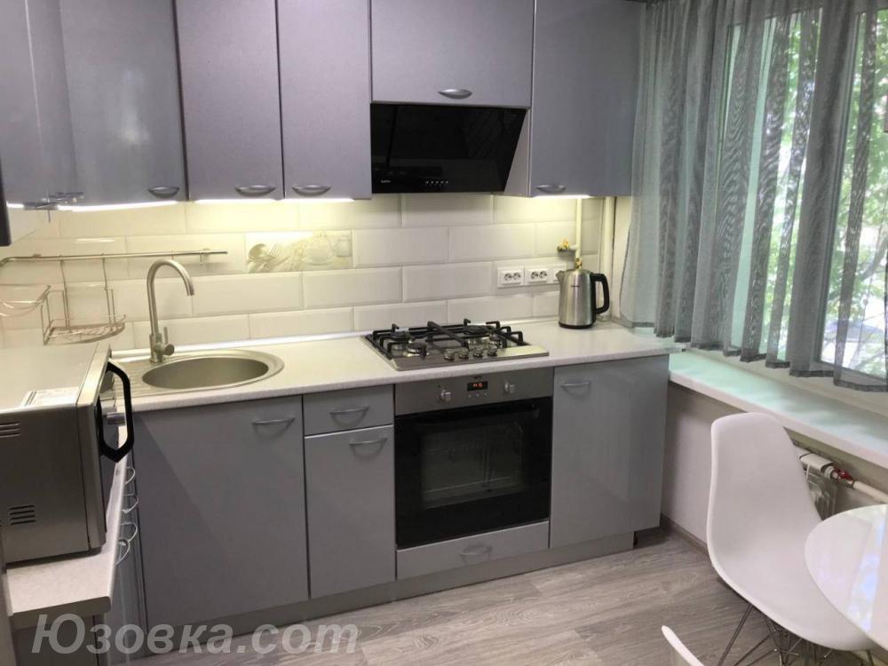 2-комн. квартира, 47м², с мебелью, 3/9 эт., ДОНЕЦК