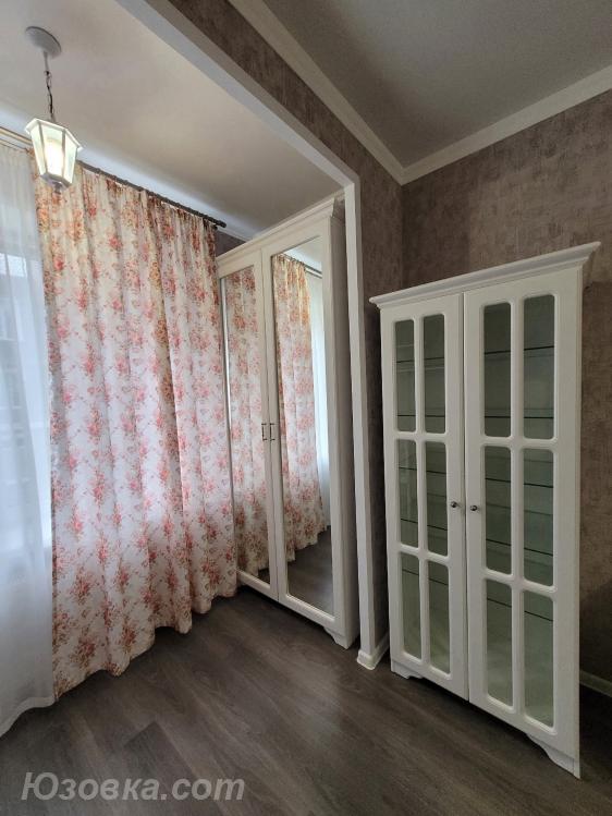 2-комн. квартира, 48м², с мебелью, 2/10 эт., ДОНЕЦК