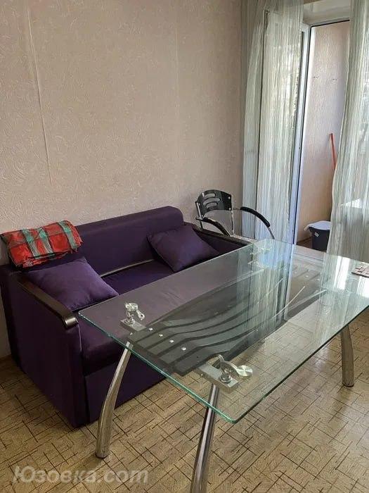 2-комн. квартира, 40м², с мебелью, 4/5 эт., ДОНЕЦК