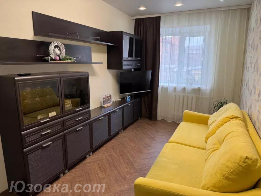 2-комн. квартира, 54м², с мебелью, 2/5 эт., ДОНЕЦК