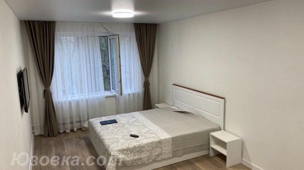 2-комн. квартира, 58м², с мебелью, 3/9 эт., ДОНЕЦК