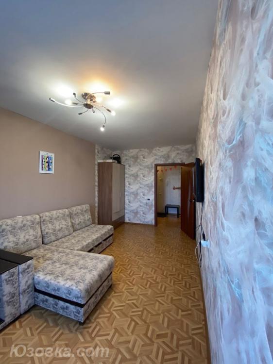 1-комн. квартира, 40м², с мебелью, 4/5 эт.