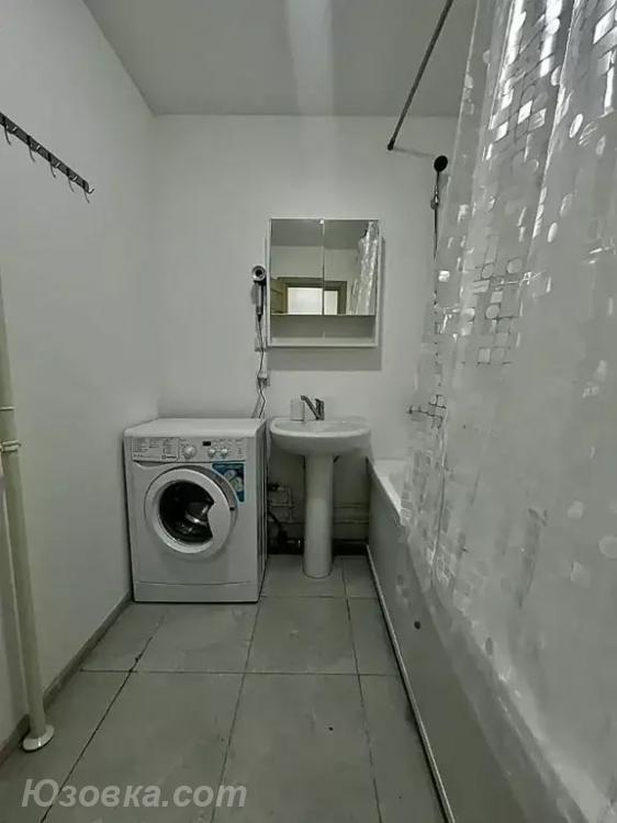 2-комн. квартира, 63м², с мебелью, 3/5 эт., ДОНЕЦК