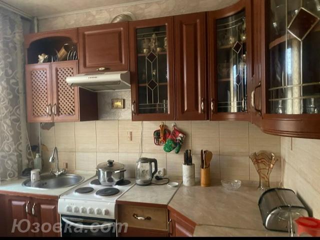 2-комн. квартира, 50 м², вторичка, 1/2 эт., ДОНЕЦК