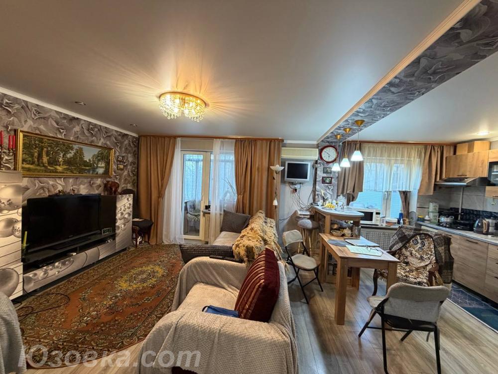 3-комн. квартира, 65 м², вторичка, 2/9 эт., ДОНЕЦК