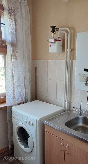 3-комн. квартира, 63 м², вторичка, 5/5 эт., ДОНЕЦК