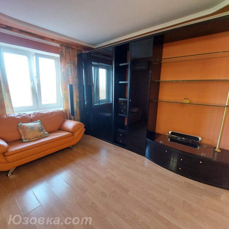 3-комн. квартира, 68 м², вторичка, 7/9 эт., ДОНЕЦК