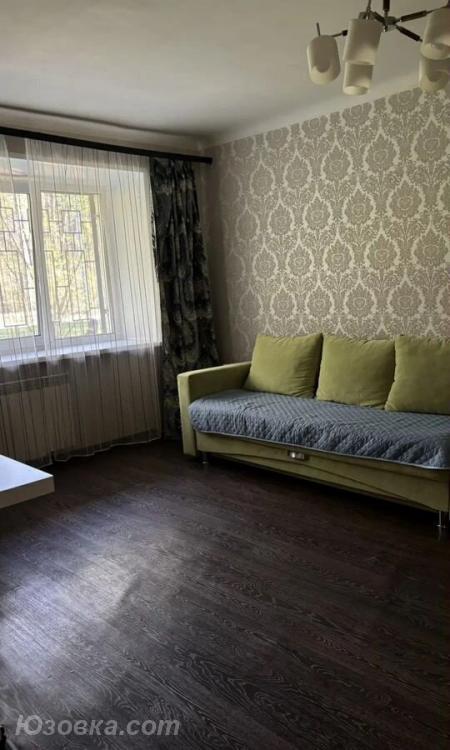 1-комн. квартира, 32м², с мебелью, 4/5 эт., ДОНЕЦК