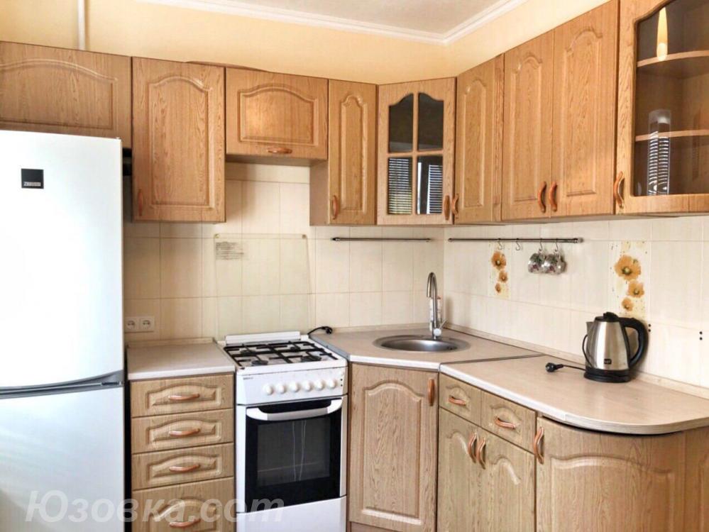 2-комн. квартира, 46м², с мебелью, 3/9 эт., ДОНЕЦК