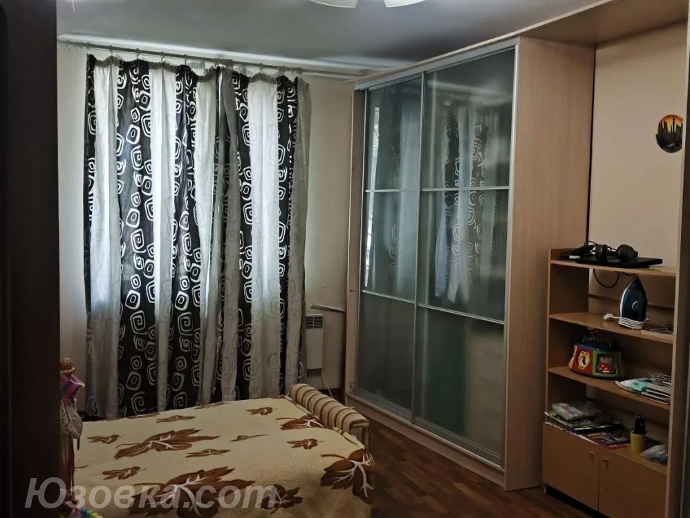 3-комн. квартира, 63 м², вторичка, 1/2 эт.