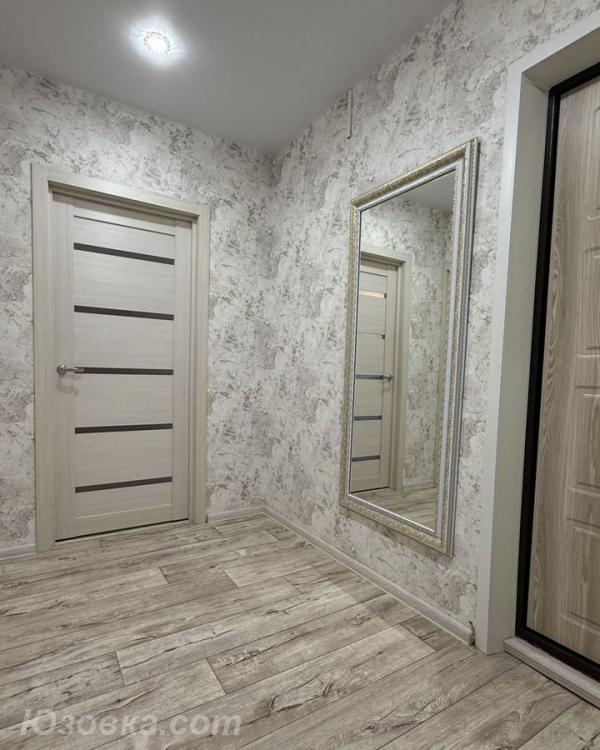 2-комн. квартира, 54м², с мебелью, 4/9 эт., ДОНЕЦК
