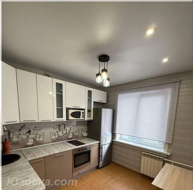 2-комн. квартира, 48м², с мебелью, 8/9 эт., ДОНЕЦК