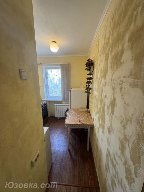 1-комн. квартира, 23м², с мебелью, 9/9 эт., Макеевка