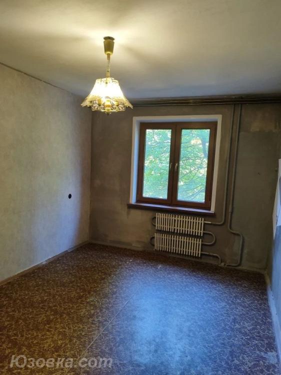 3-комн. квартира, 68 м², вторичка, 3/9 эт., ДОНЕЦК