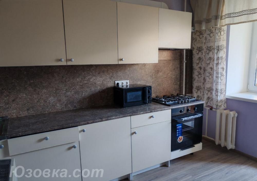 1-комн. квартира, 38м², с мебелью, 7/9 эт., ДОНЕЦК