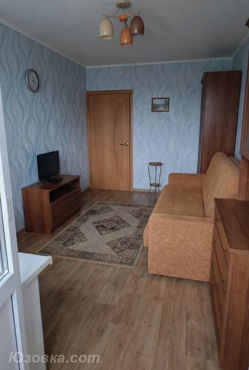 1-комн. квартира, 33м², с мебелью, 1/1 эт., ДОНЕЦК