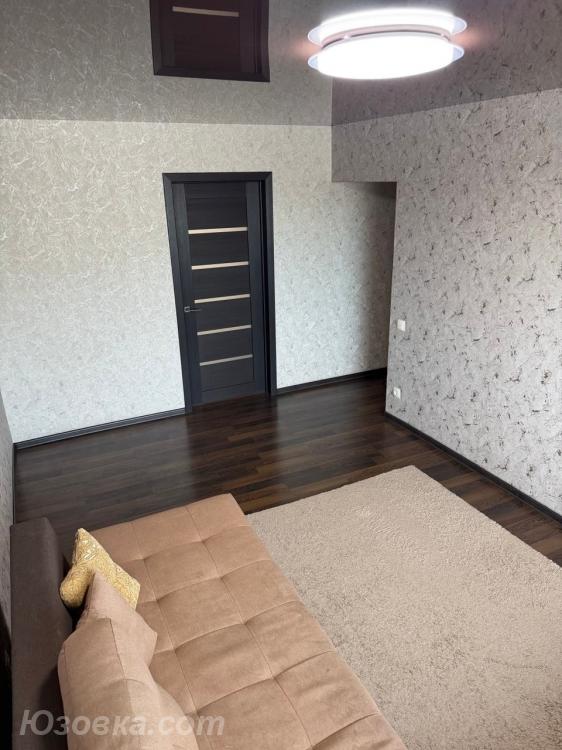3-комн. квартира, 66 м², вторичка, 9/9 эт., ДОНЕЦК